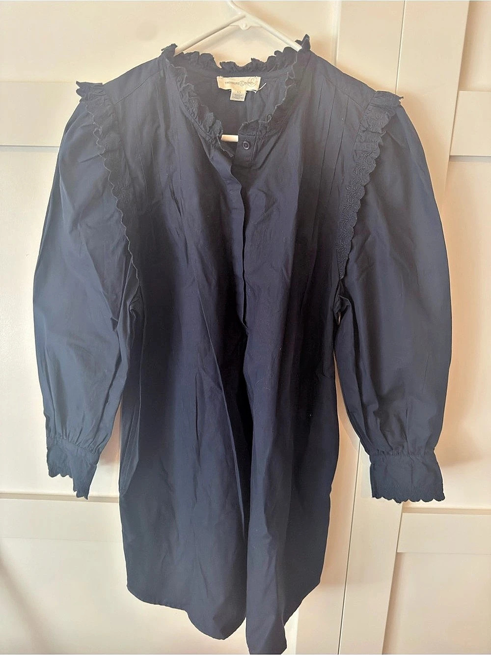 Treasure & Bond Ruffle Sleeve Cotton Shift dress in Navy Blue Size XS